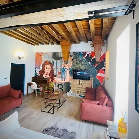 Le Family Pop-art Semesterbostad Montaigu-le-Blin